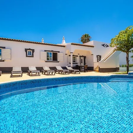 Amendoeira - 3 Bedroom فيلة البوفيرا