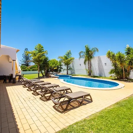 Amendoeira - 3 Bedroom *