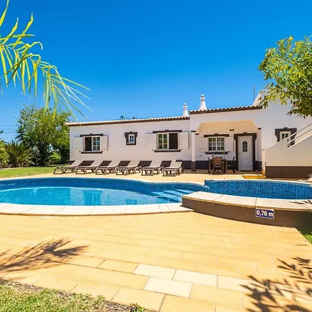 Amendoeira - 3 Bedroom *